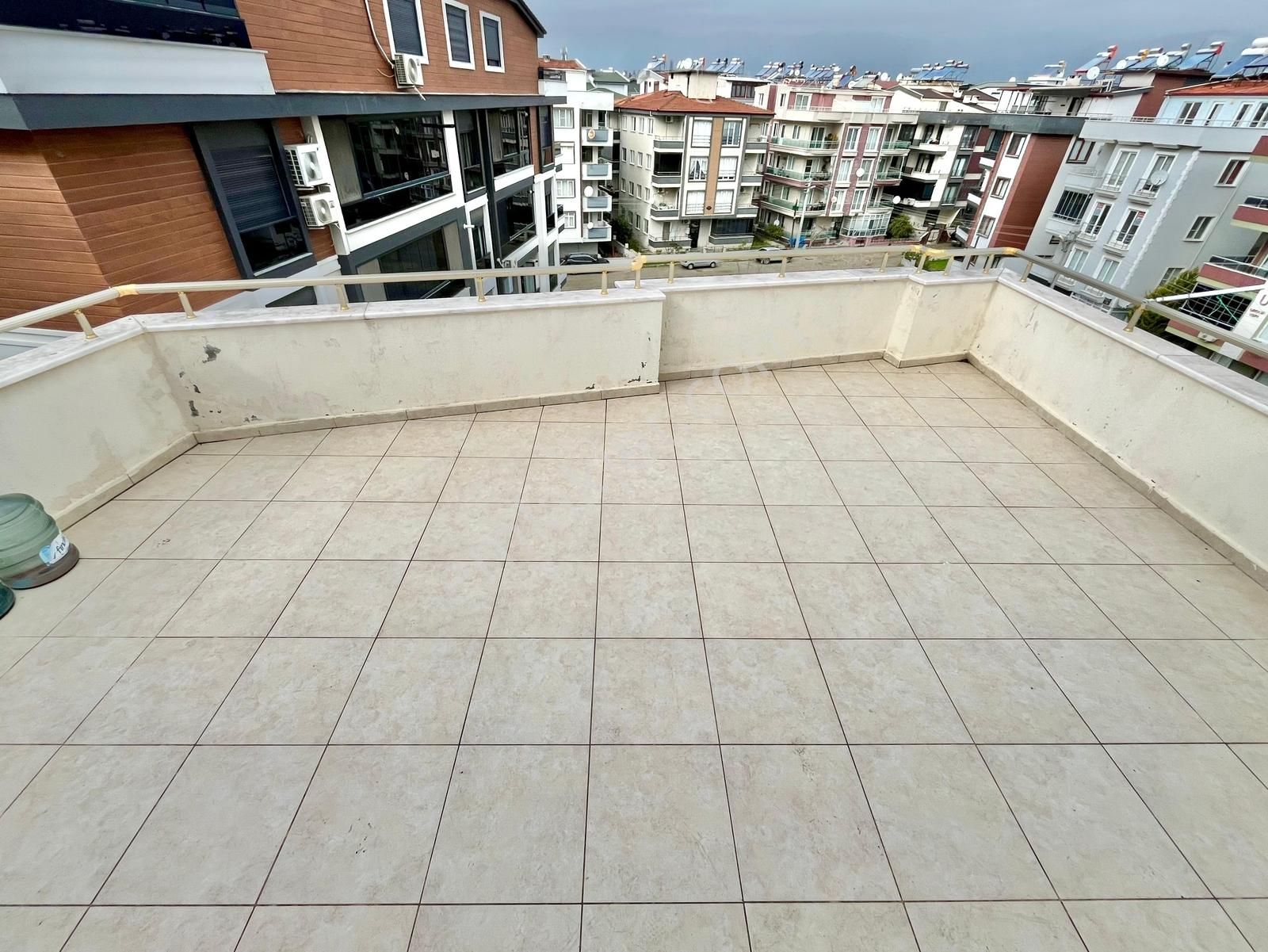 Gümüş'den Merkezi Konumda Asansörlü Önü Kapanmaz 3+1 Dubleks - Görsel 35