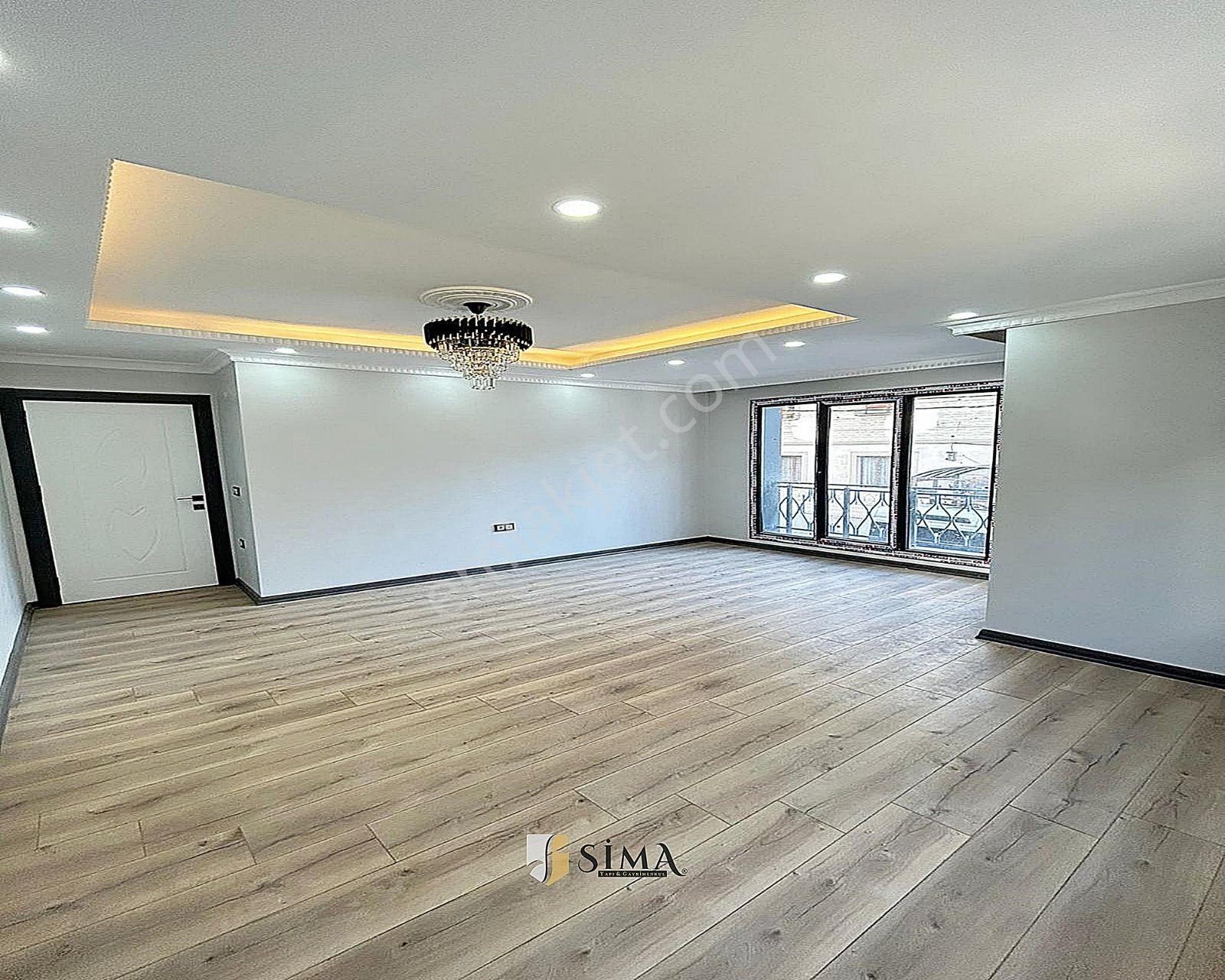 Meydana Yakın Geniş Ailelere Uygun 3+1 Çift Balkonlu Daire - Görsel 2