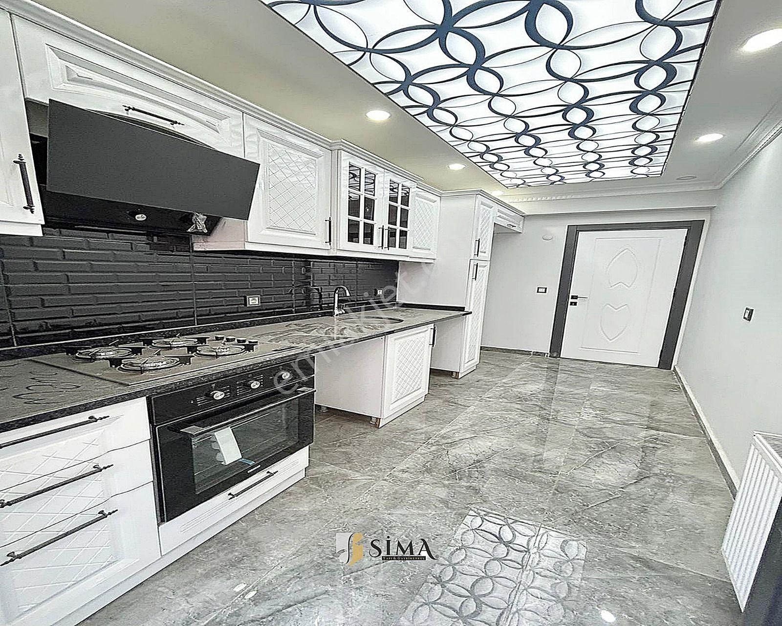 Meydana Yakın Geniş Ailelere Uygun 3+1 Çift Balkonlu Daire - Görsel 12