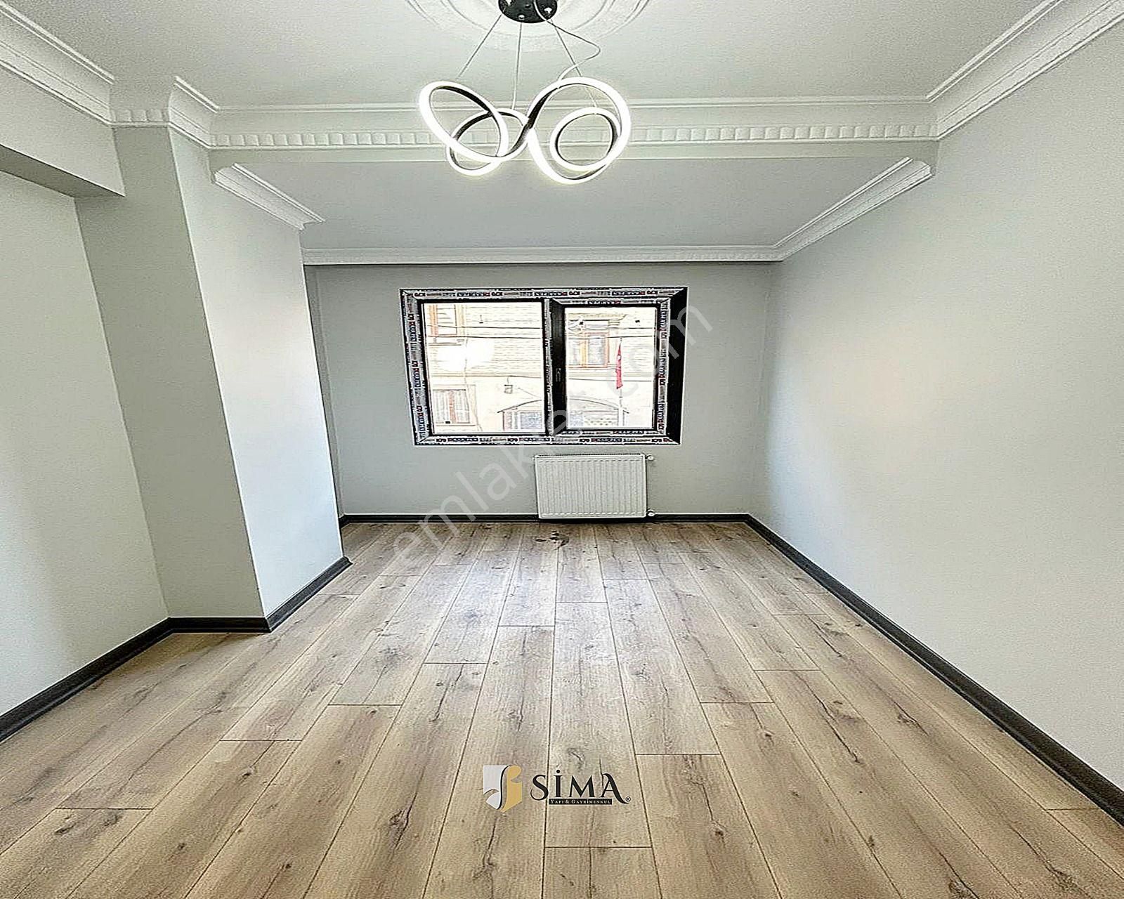 Meydana Yakın Geniş Ailelere Uygun 3+1 Çift Balkonlu Daire - Görsel 7