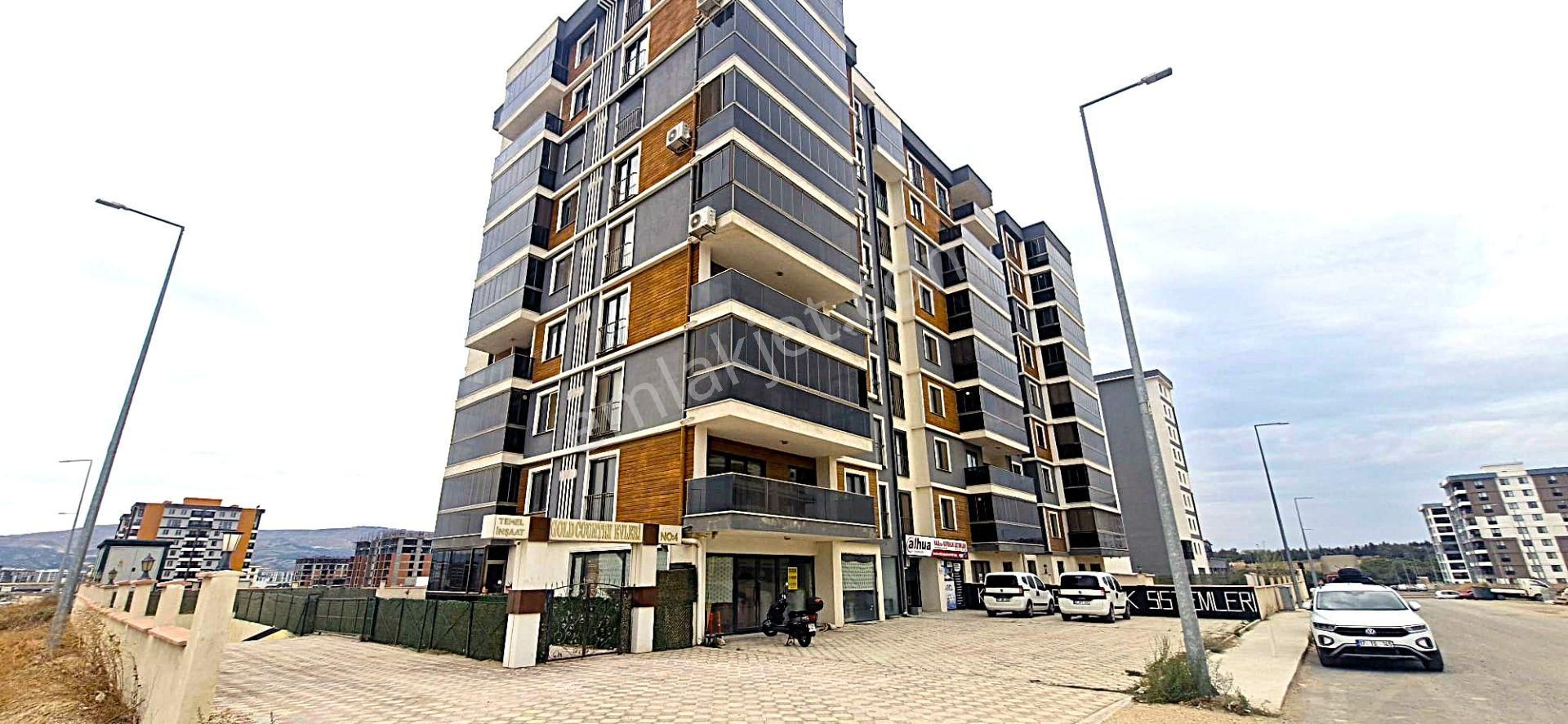 Esenler Karacaören Gold Country Sitesinde Lüks 3+1 Satılık Daire - Görsel 45