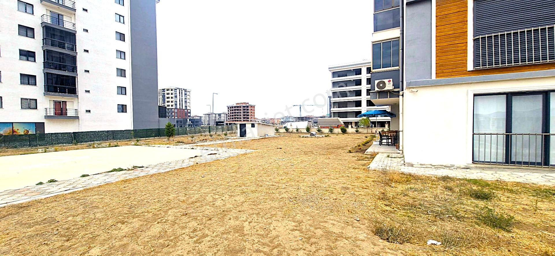 Esenler Karacaören Gold Country Sitesinde Lüks 3+1 Satılık Daire - Görsel 43