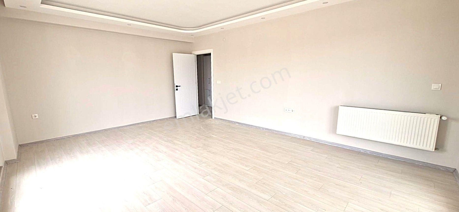 Esenler Karacaören Gold Country Sitesinde Lüks 3+1 Satılık Daire - Görsel 8