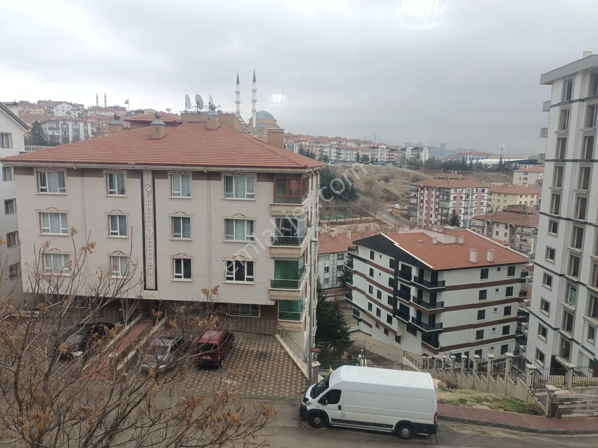 Vatan'da Bağlarbaşında 3.kat Konumunda 2+1 Manzaralı Yapılı Kelepir Daire Kaçmaz!! - Görsel 7
