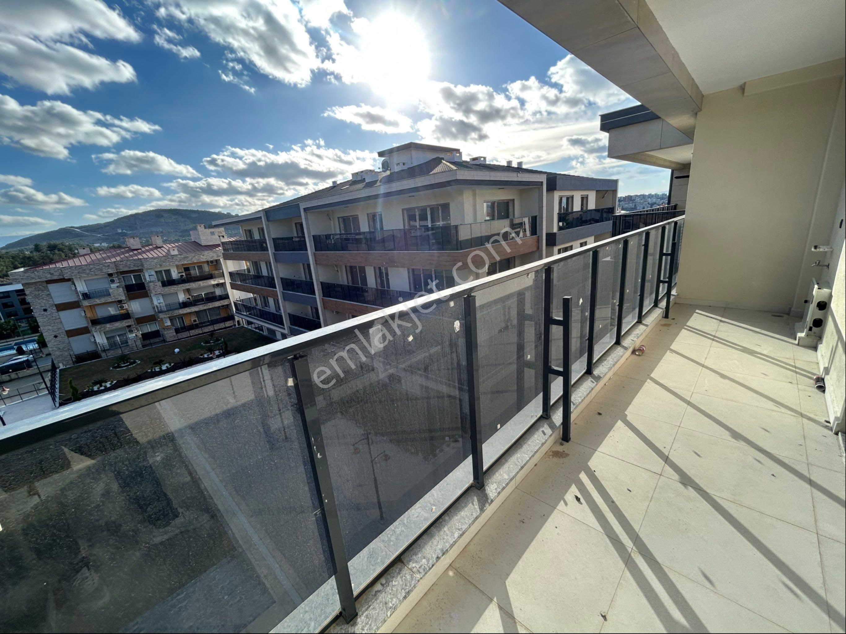 Kuşadası’nda Satılık Sıfır 2 + 1 Daireler - Görsel 26