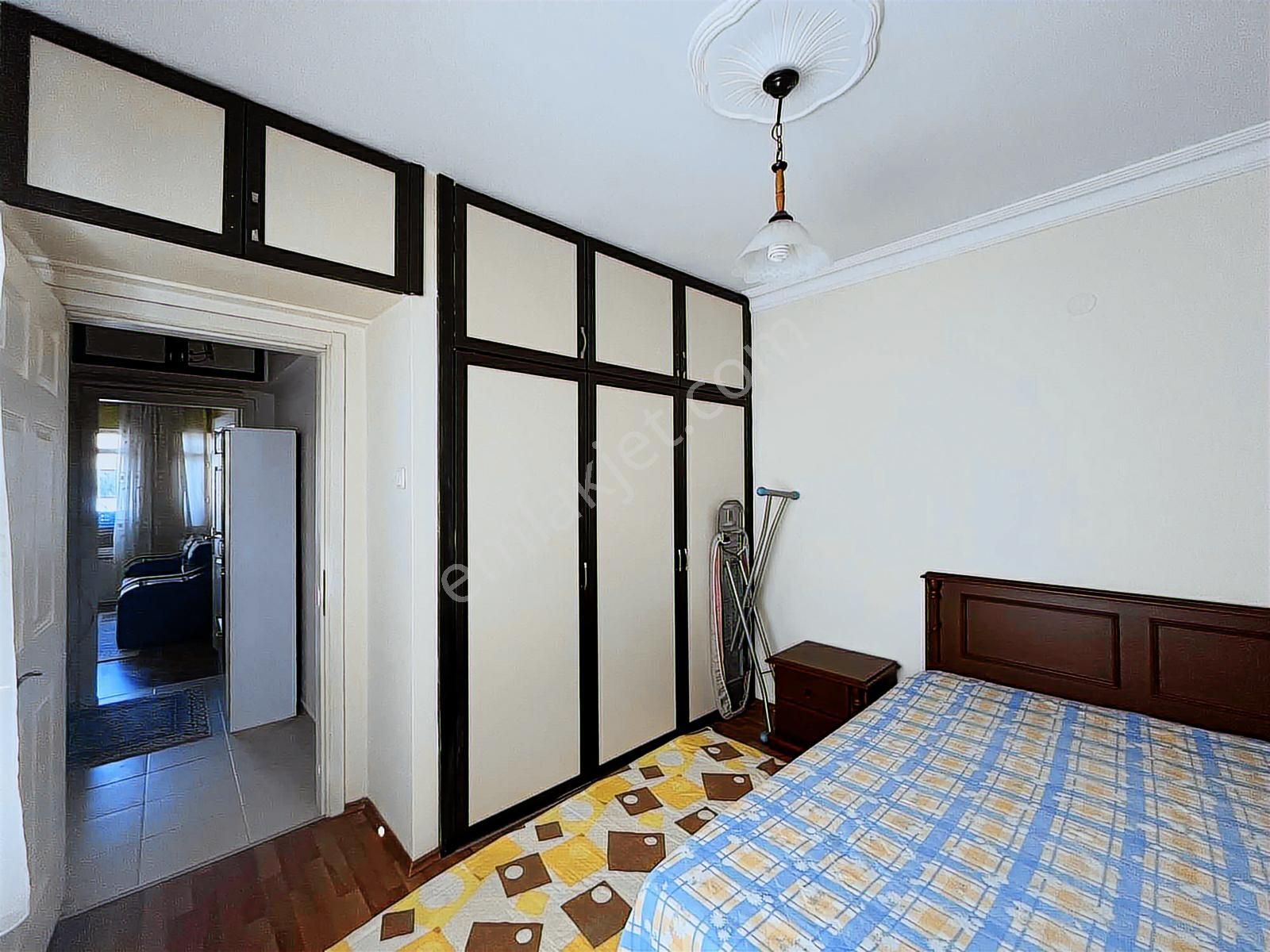 Bandırma Cad. Üzeri Eşyalı Geniş Daire - Görsel 14