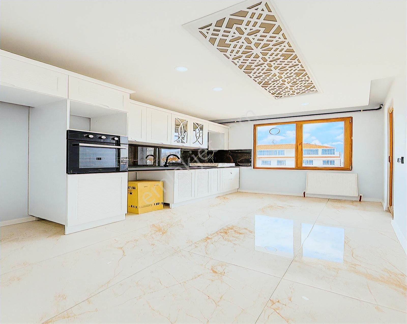 Beylikdüzü Lıve Yapı'dan Full Concept Site İçi Havuzlu 4+2daire - Görsel 32