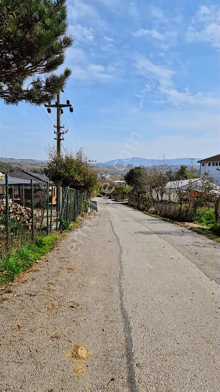 İzmit Nebihoca Resmi Yolu Ve Yapı Ruhsatları Alınmış Arsa