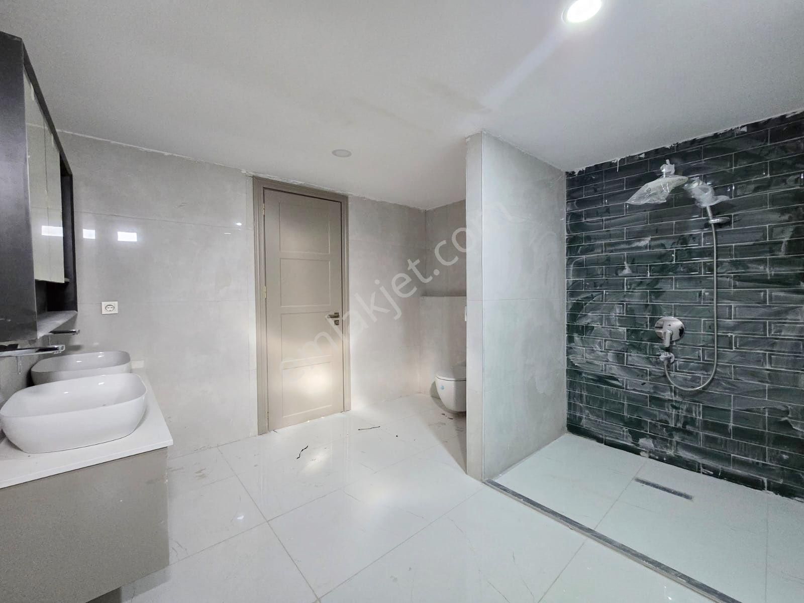 Sosyal Aktiviteli Site İçi K.mutfaklı Akıllı Ev Sistemli Göl Manzaralı Dublex Daire - Görsel 31