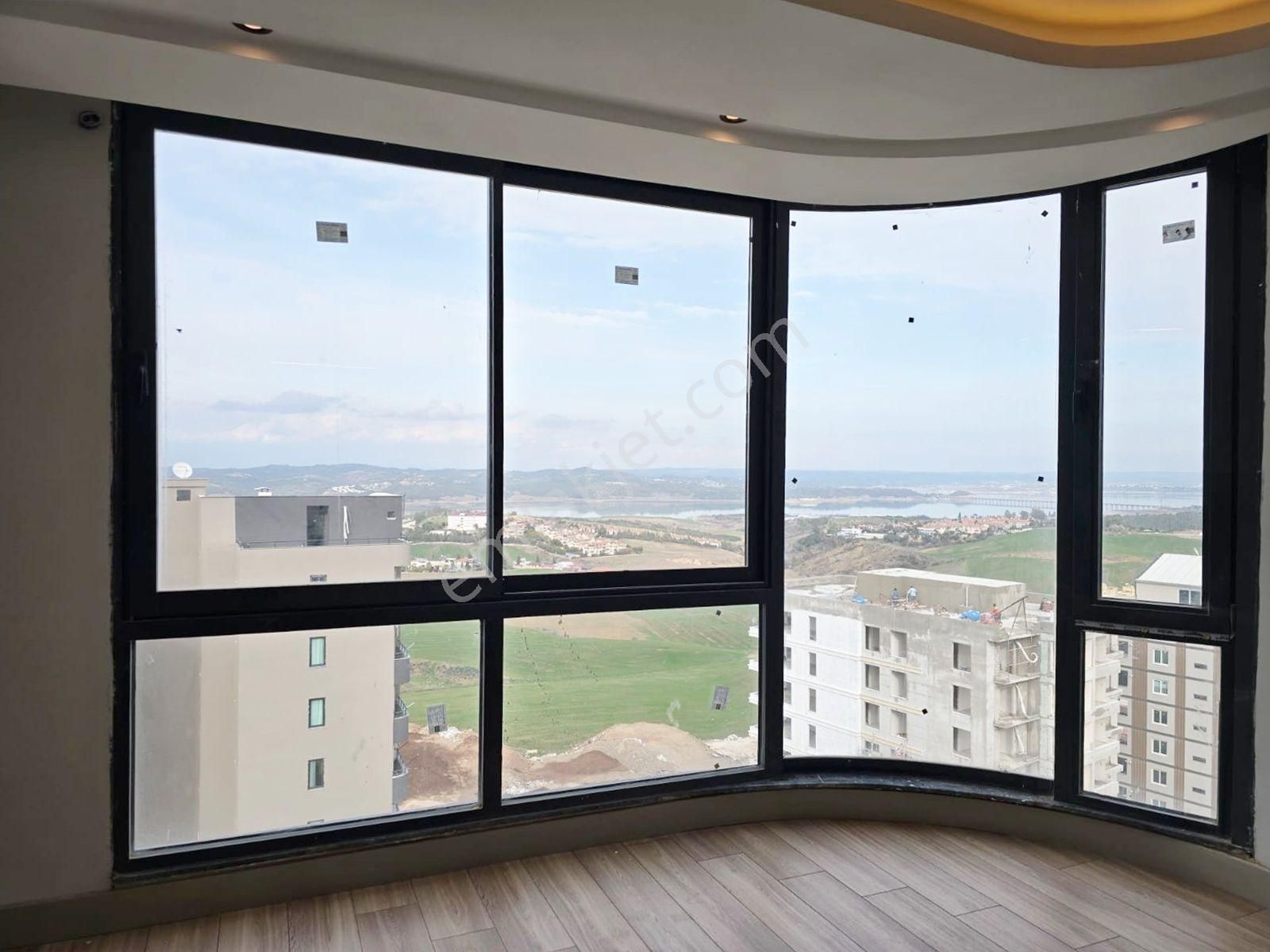 Sosyal Aktiviteli Site İçi K.mutfaklı Akıllı Ev Sistemli Göl Manzaralı Dublex Daire - Görsel 19