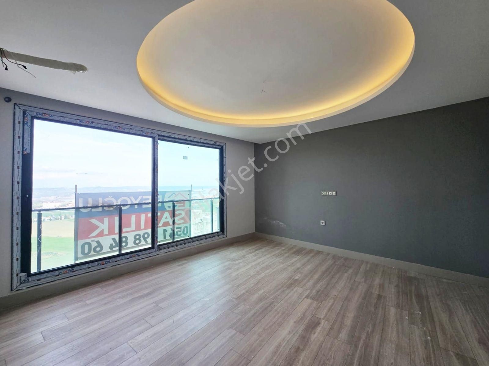 Sosyal Aktiviteli Site İçi K.mutfaklı Akıllı Ev Sistemli Göl Manzaralı Dublex Daire - Görsel 13