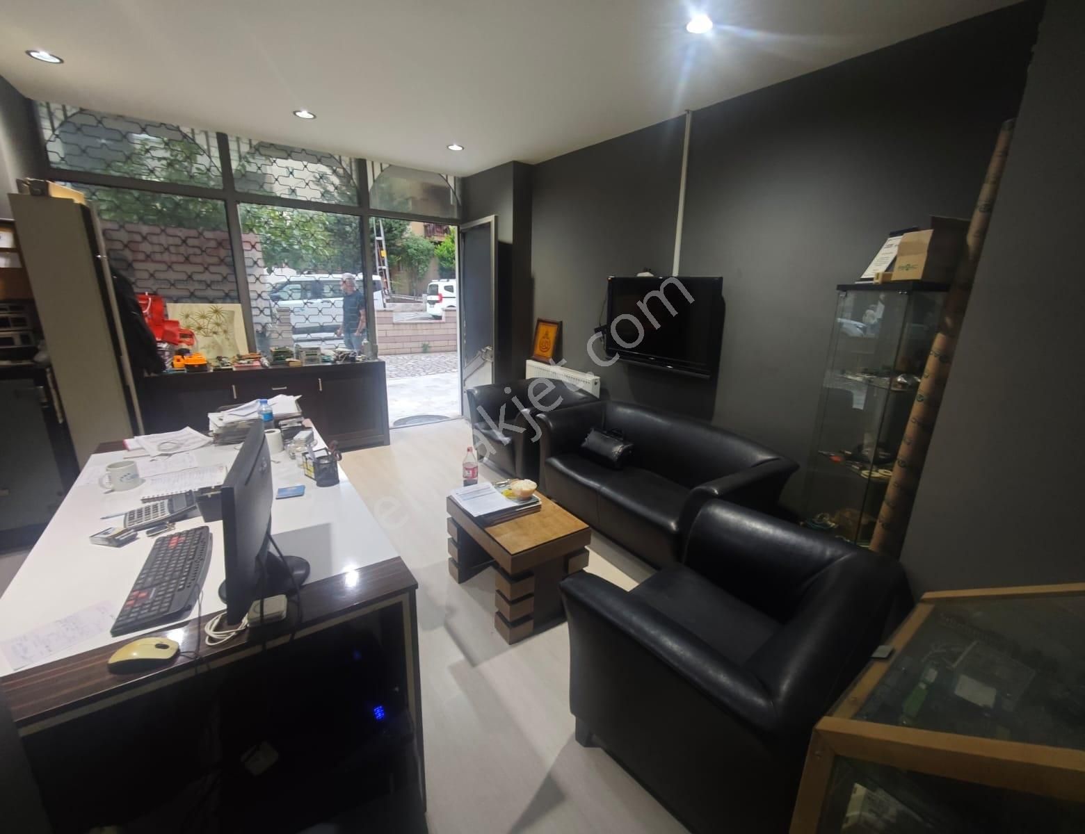 Ataşehir İçerenköy Mahallesi' Nde Satılık (21 M2) Dükkan - Görsel 6