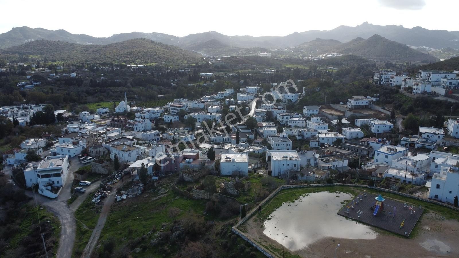 İçinde Tescilli Bina Bulunan 132 M2 Arsa - Görsel 16