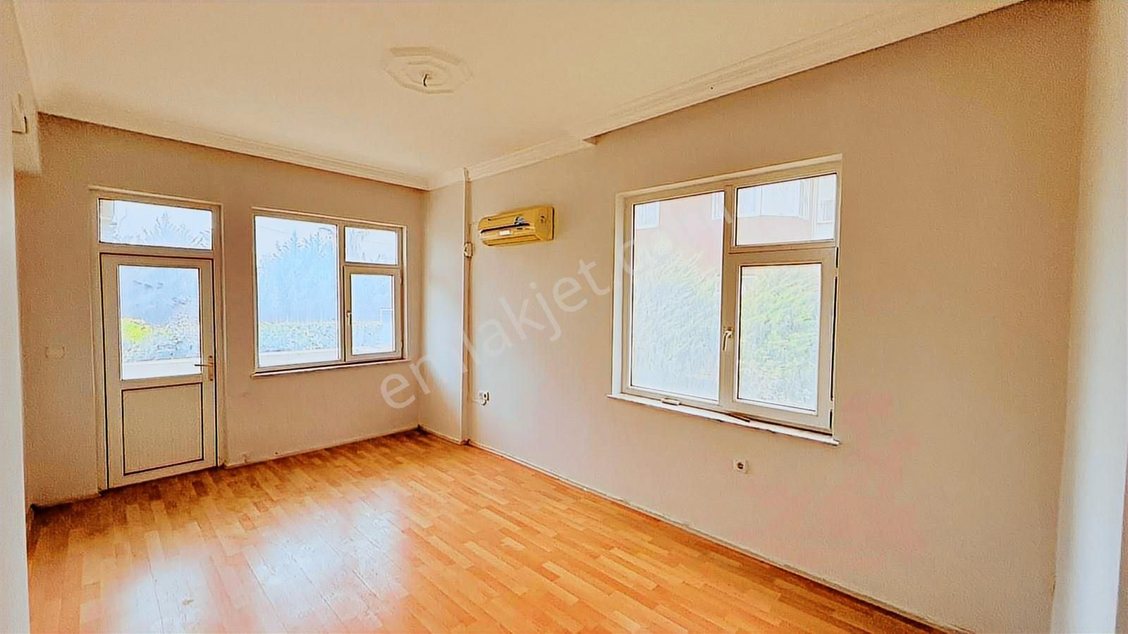 Antalya Altıntaş'ta Site İçerisinde 165m2 3+1 Kiralık Daire - Görsel 23
