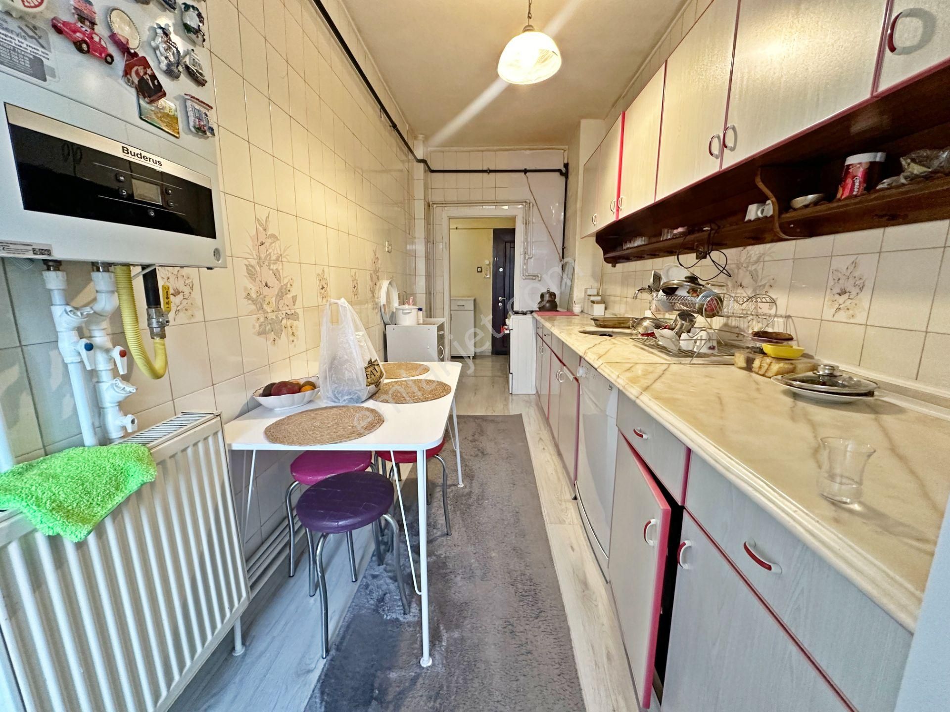 Aşağı Eğlence Mahallesi Atadan Caddesinde Satılık 2.kat Ankara Manzaralı Salona 1 Oda Bağımlı - Görsel 16