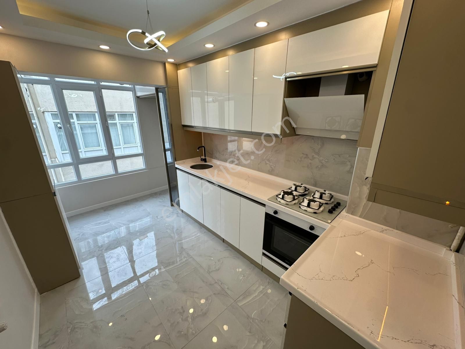 Pınarbaşı Mh. 3+1 Ara Katta Full+full Yapılı Daire - Görsel 2