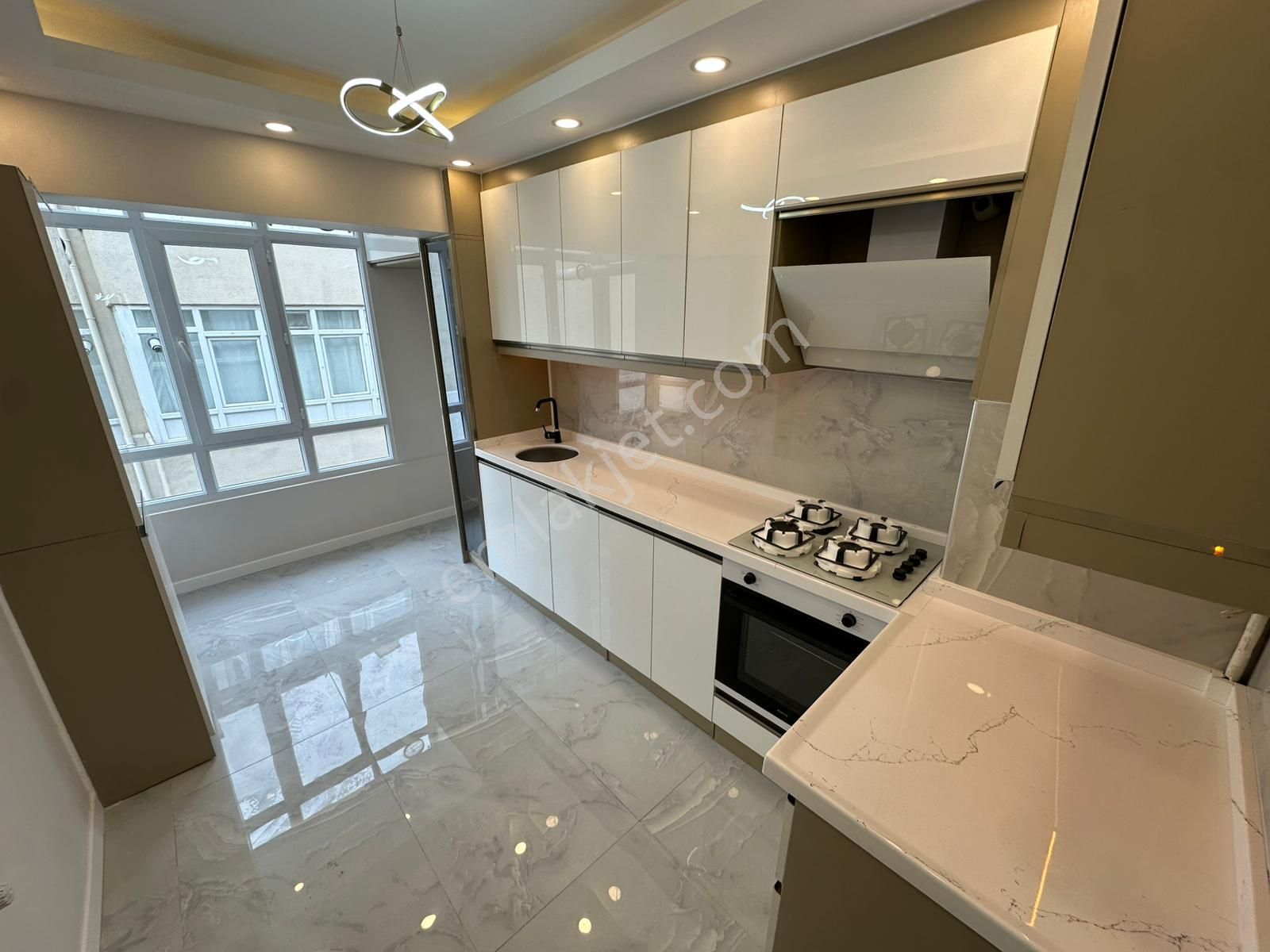 Pınarbaşı Mh. 3+1 Ara Katta Full+full Yapılı Daire