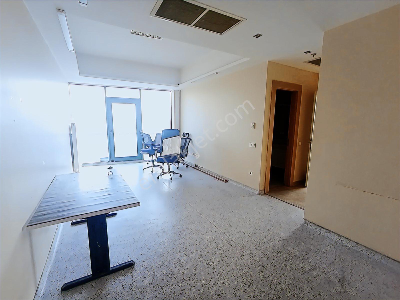 Ataşehir Brandium' Da Muhteşem Adalar Deniz Manzaralı 6+1 Ofis - Görsel 15