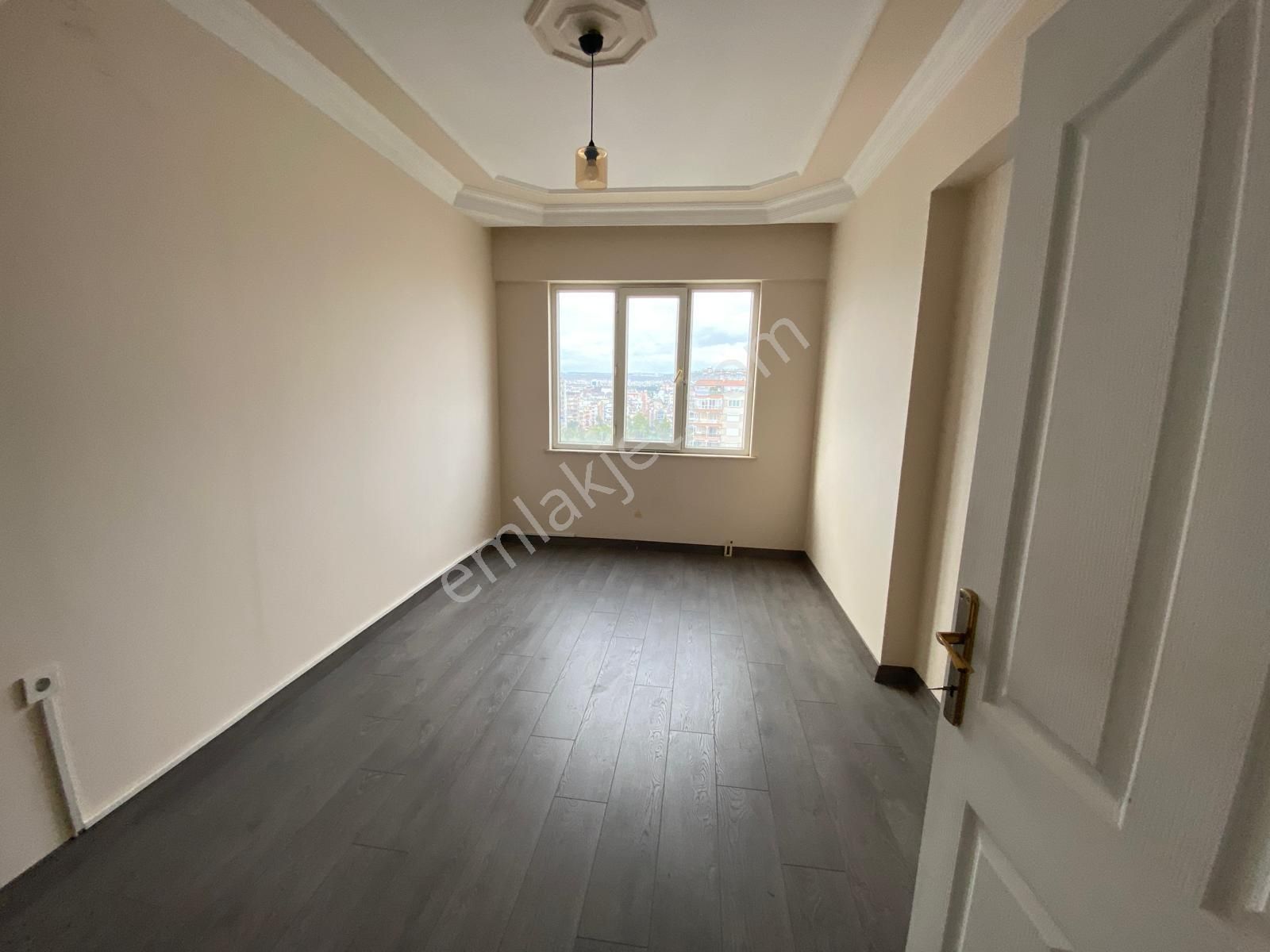 Adliye Yakını İçi Full Yapılı - Görsel 11