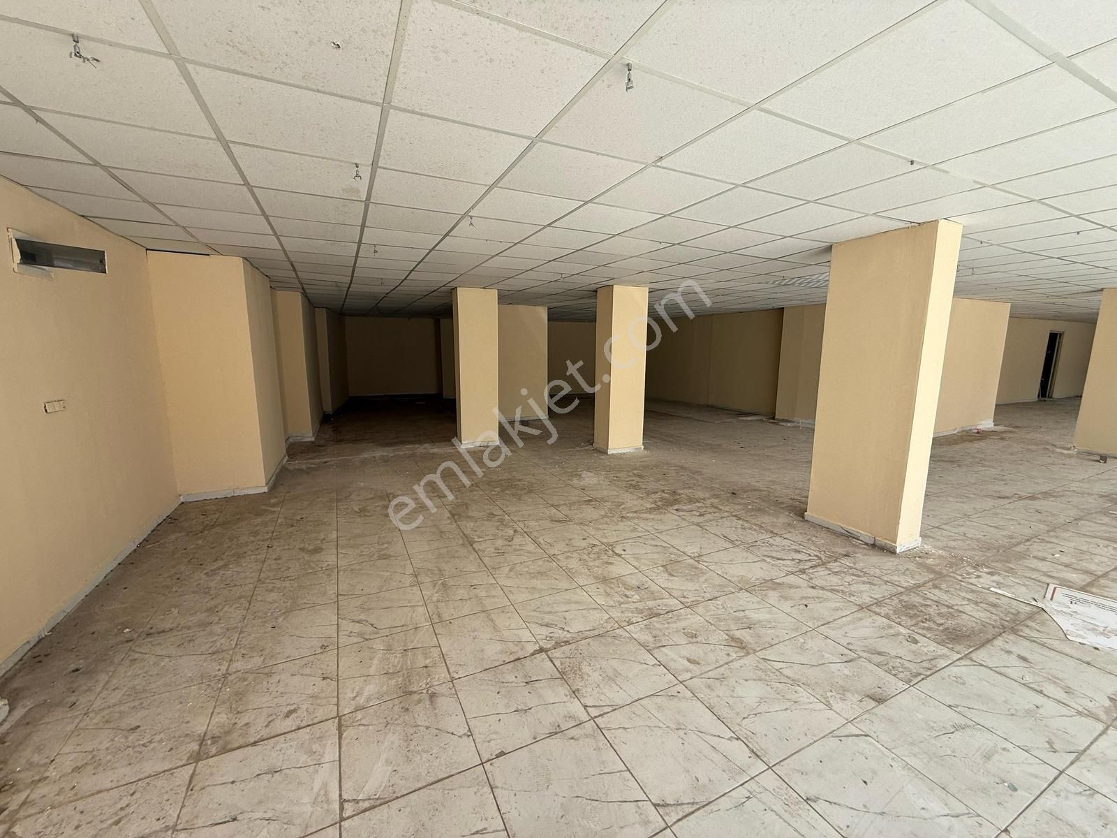 Yaşarsoy Gyo'dan Ahmet Yevesi'de Köşebaşı 600mt Satılık Dükkan - Görsel 8