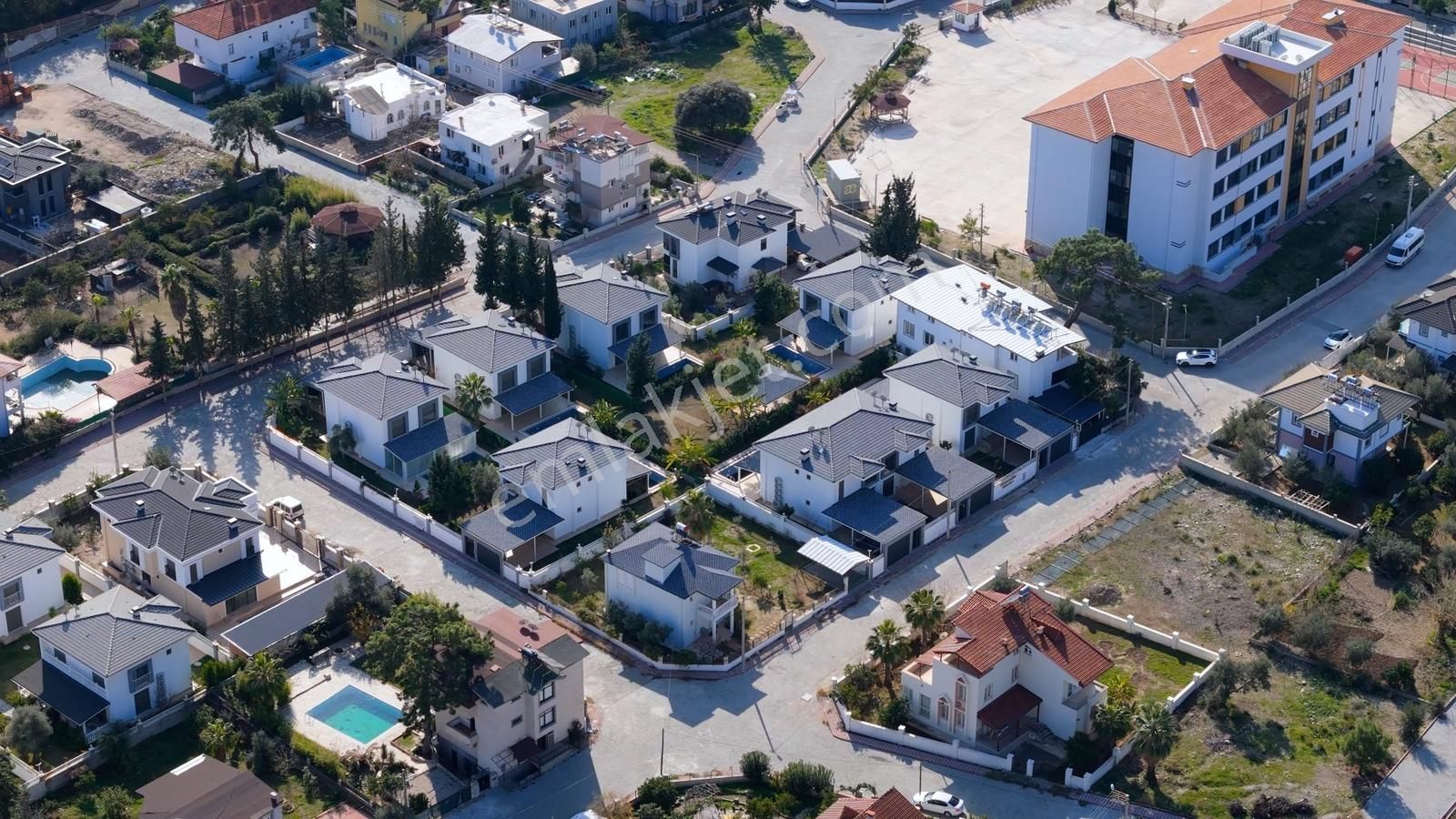 Göynük'te Müstakil Havuzlu, 484 M² Arsa İçinde, 230 M² Villa - Görsel 9