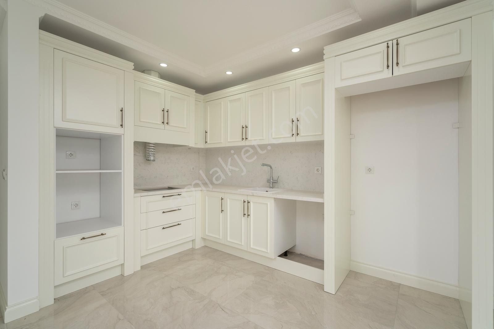 Göynük'te Müstakil Havuzlu, 484 M² Arsa İçinde, 230 M² Villa - Görsel 31