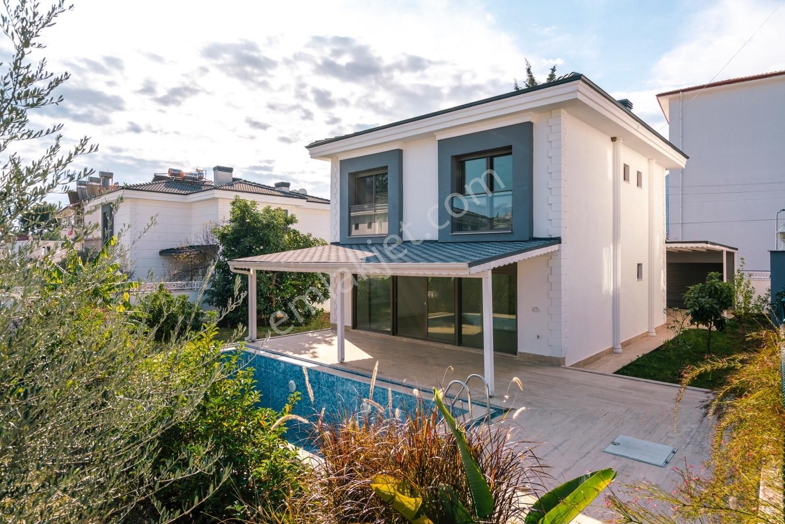 Göynük'te Müstakil Havuzlu, 484 M² Arsa İçinde, 230 M² Villa - Görsel 3