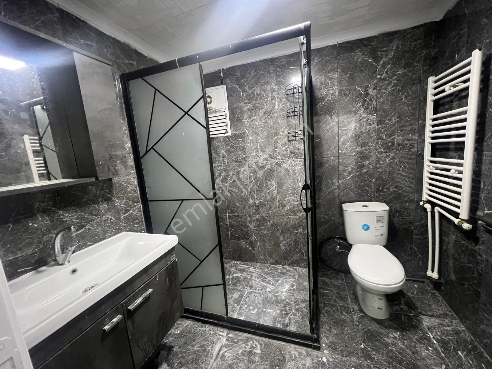 Vatan'da Dutluk Göbeğe Yakın Cepheleri Açık Full Lüx Yapılı 2+1 Bağımsız Fırsat Daire - Görsel 18