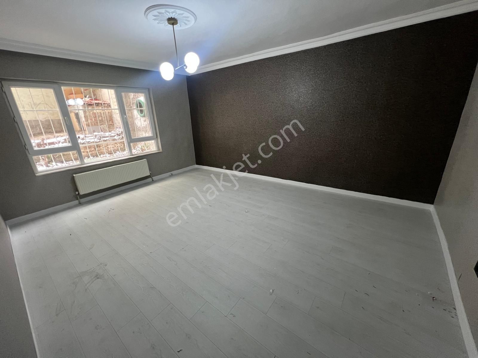 Vatan'da Dutluk Göbeğe Yakın Cepheleri Açık Full Lüx Yapılı 2+1 Bağımsız Fırsat Daire - Görsel 3