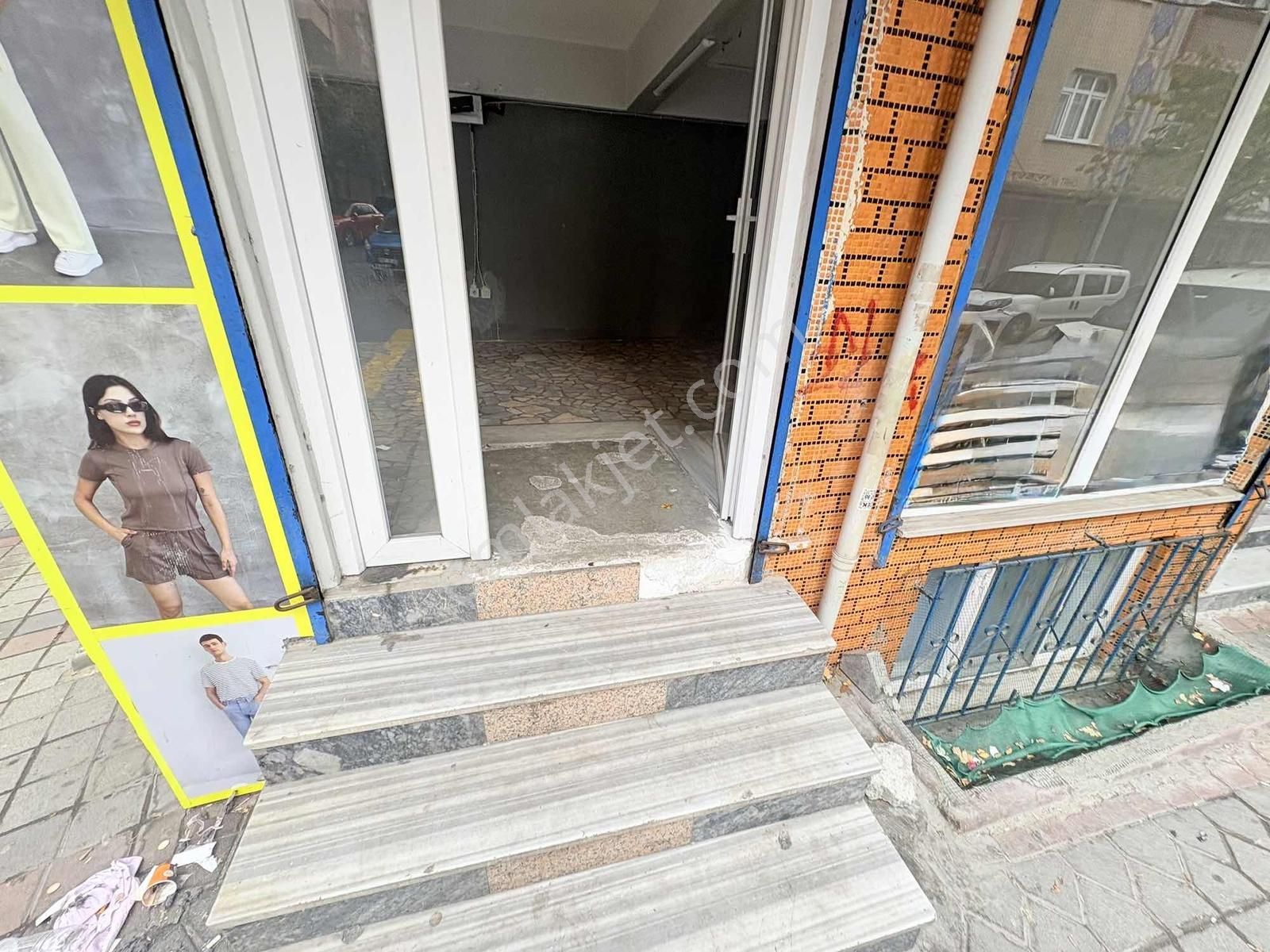 Pusula İnş.tan Cadde Üzeri Merkezi Konumda Giriş Dükkan - Görsel 9
