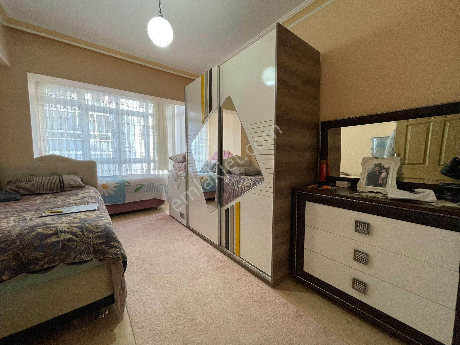 Sym'den Pınarbaşı Mh Kat Konumunda Yapılı Geniş 3+1daire!! - Görsel 25