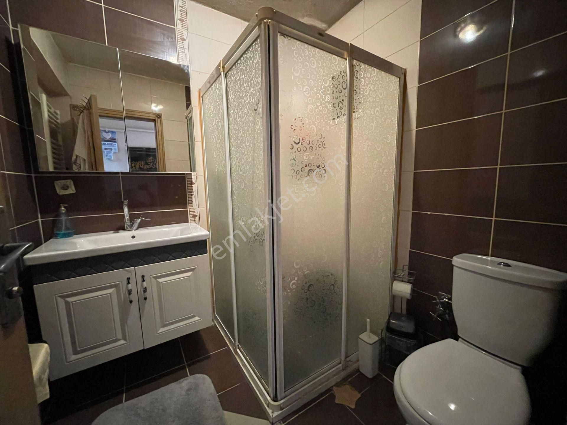 Sym'den Pınarbaşı Mh Kat Konumunda Yapılı Geniş 3+1daire!! - Görsel 22