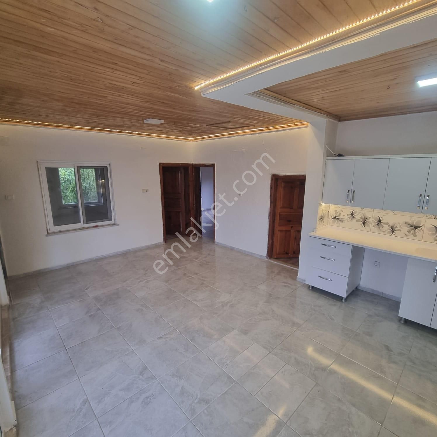 Rota'dan Yeşilköy'de Kiralık 3+1 Müstakil Ev - Görsel 3