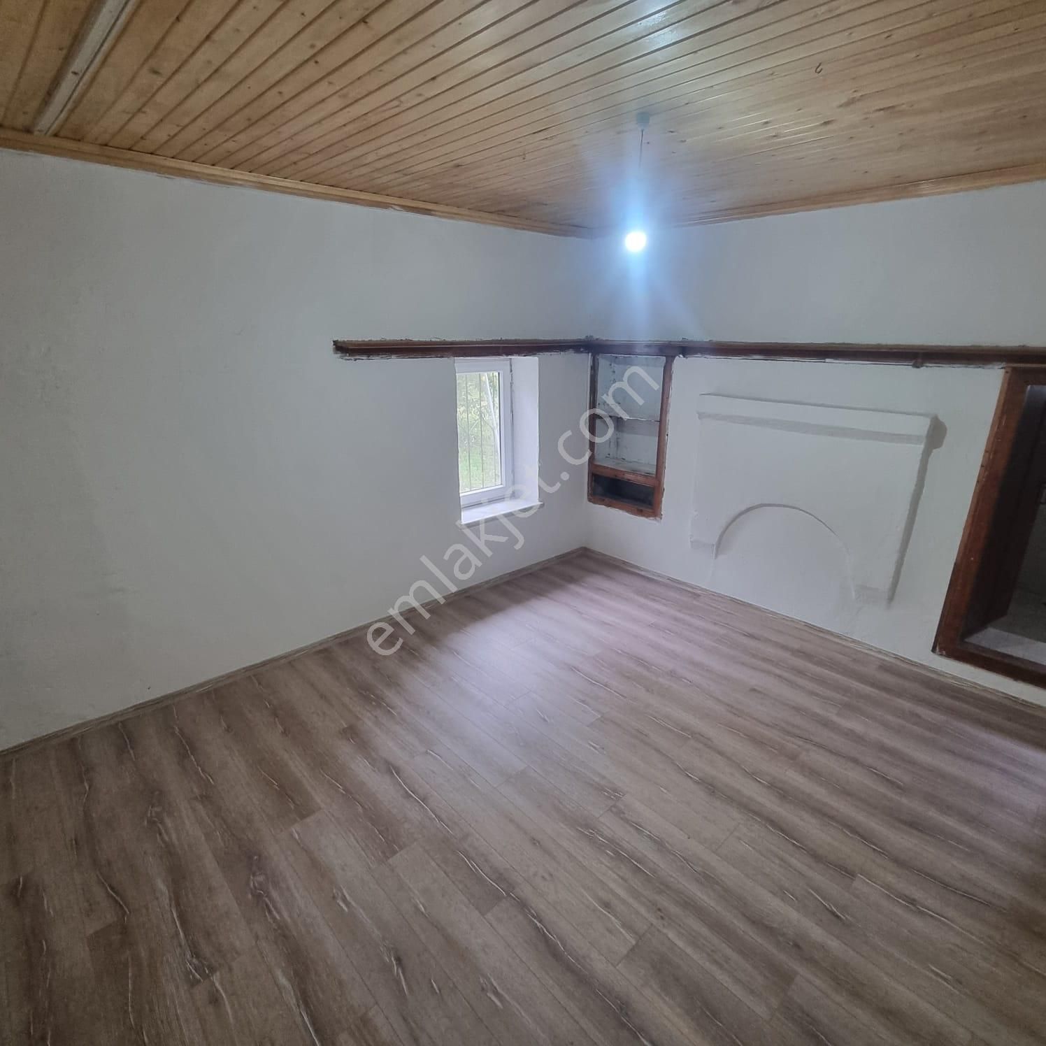 Rota'dan Yeşilköy'de Kiralık 3+1 Müstakil Ev - Görsel 8