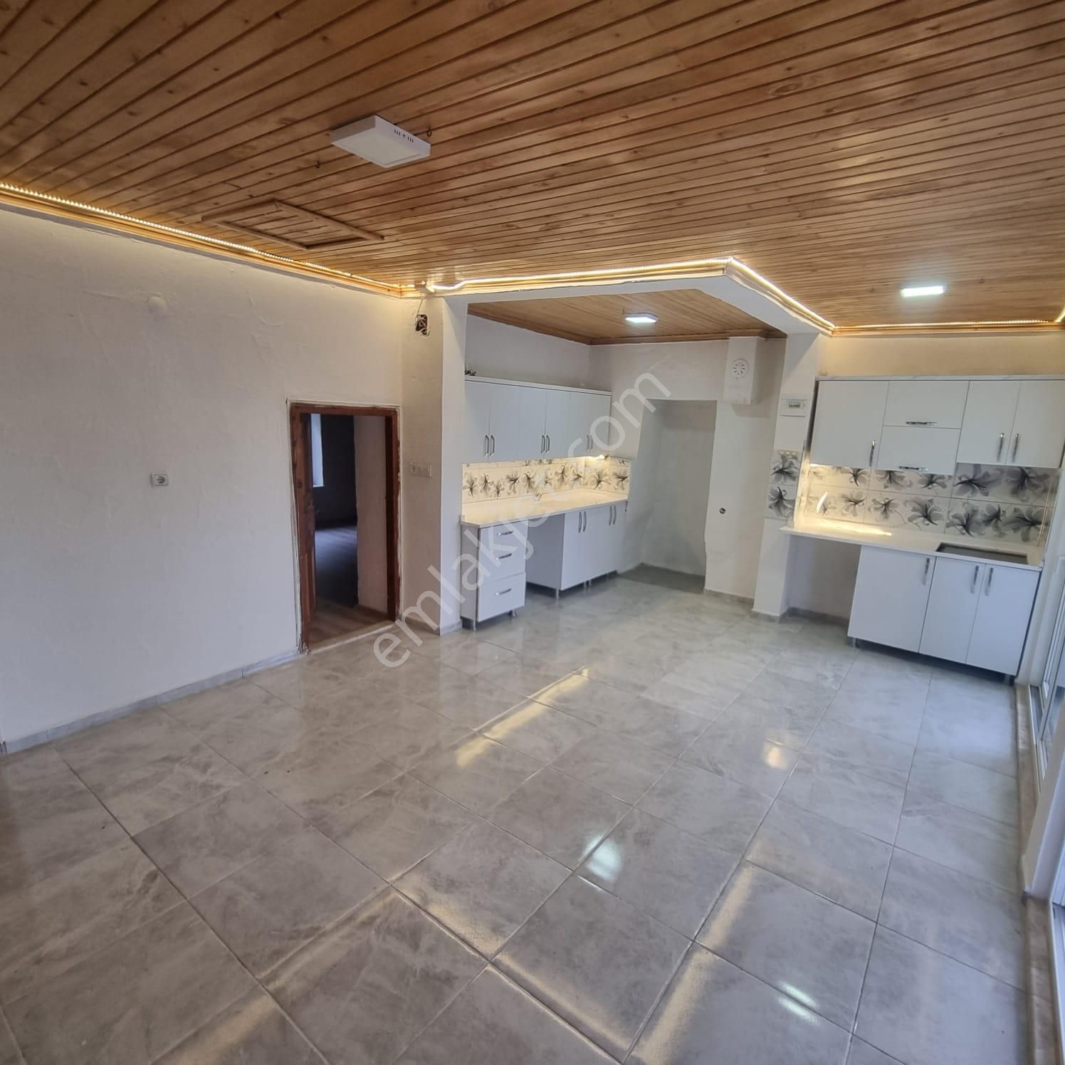 Rota'dan Yeşilköy'de Kiralık 3+1 Müstakil Ev