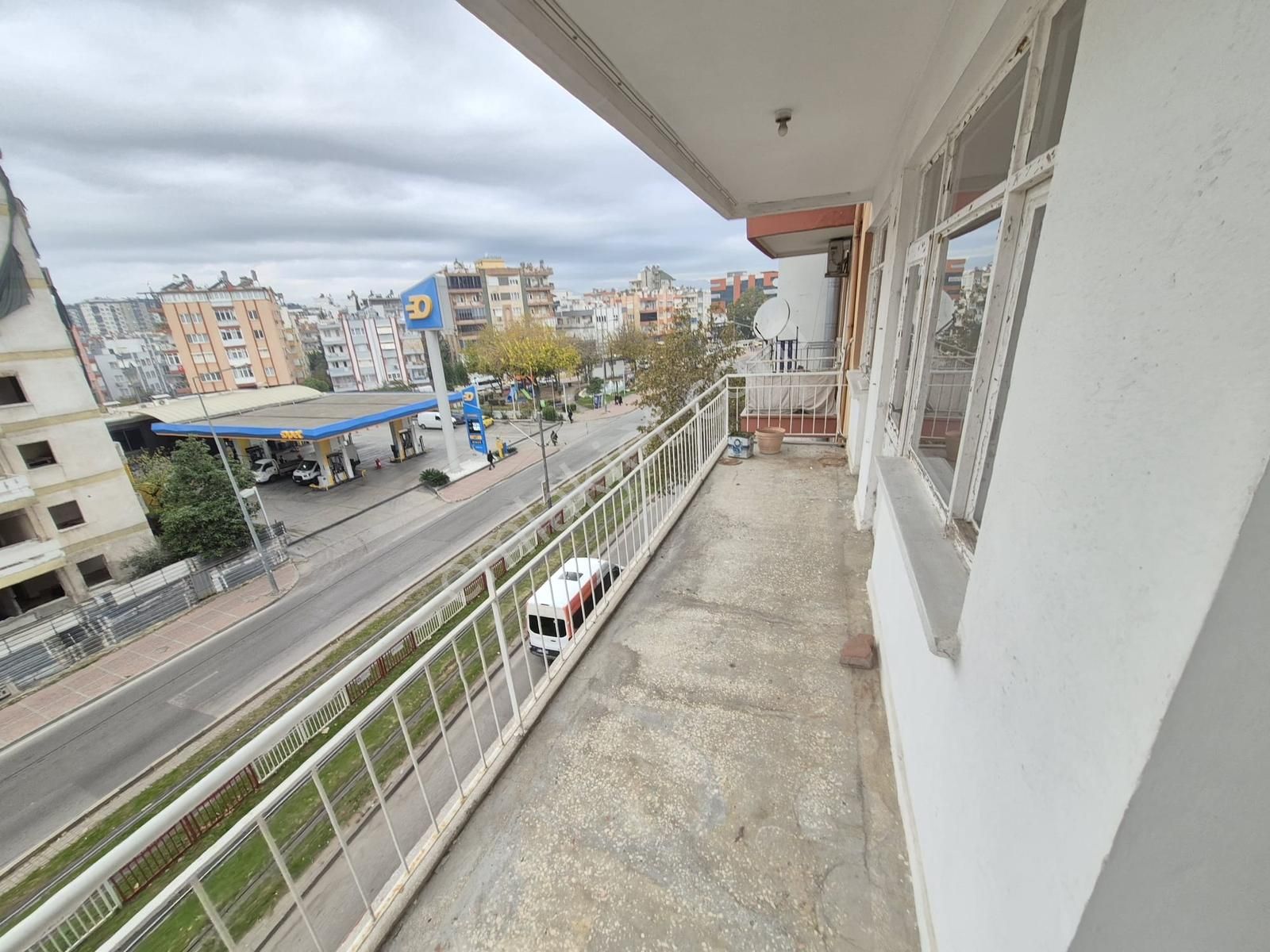 Sedir Mh. Tramvay Yolu Üzerinde 3.kat 2+1 Kiralık Daire - Görsel 4