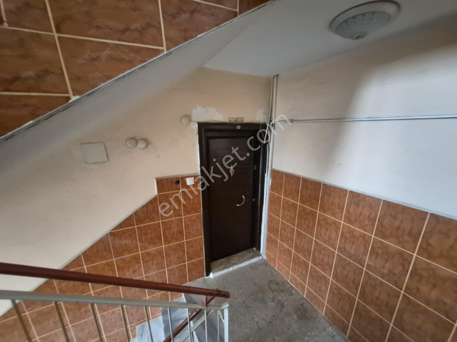 Sedir Mh. Tramvay Yolu Üzerinde 3.kat 2+1 Kiralık Daire - Görsel 31