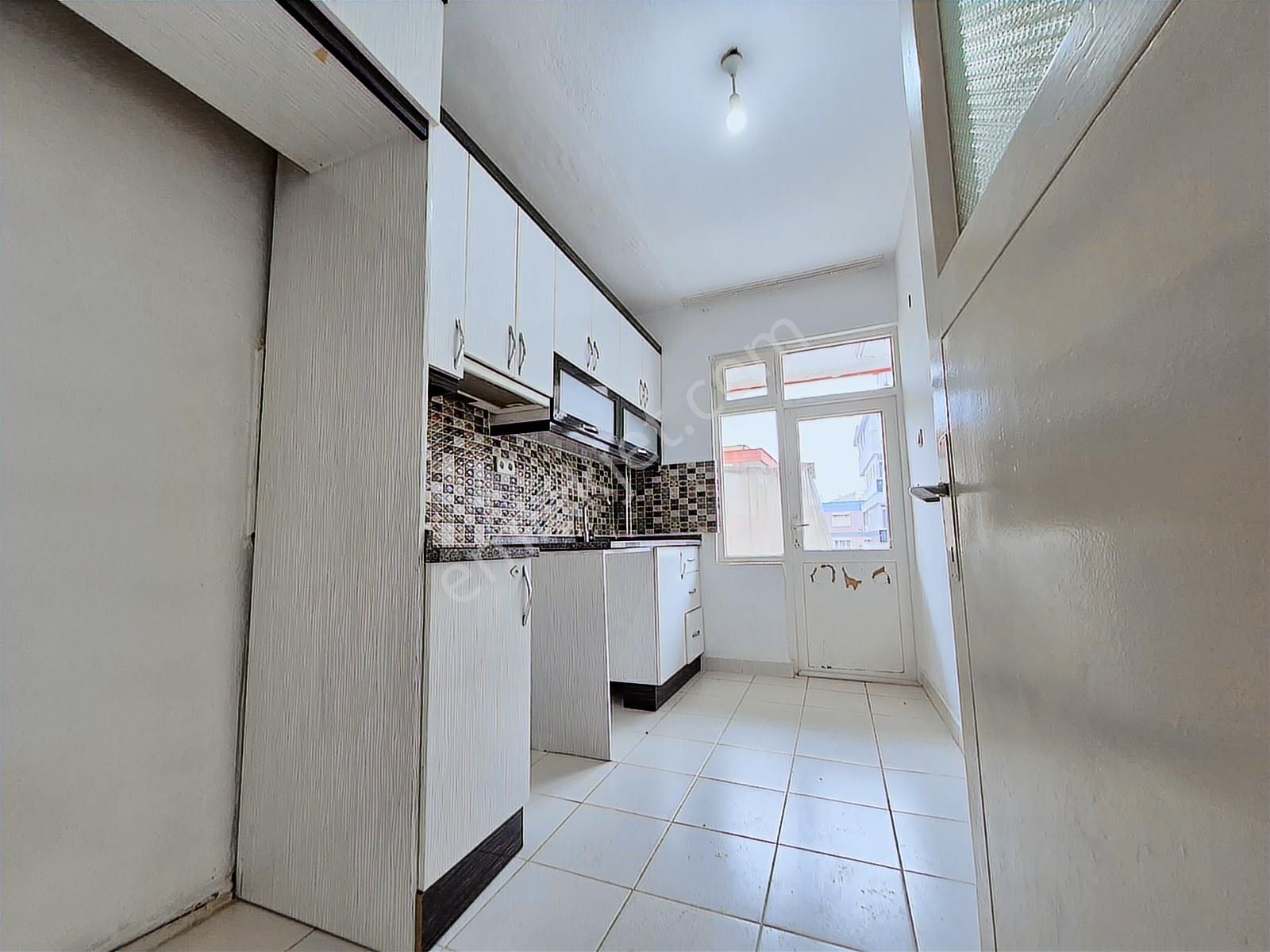 Sedir Mh. Tramvay Yolu Üzerinde 3.kat 2+1 Kiralık Daire - Görsel 22