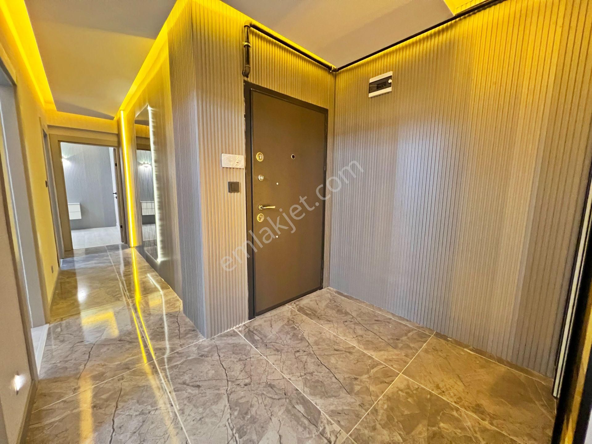 Ayvalı Mah. Etlik Şehir Hastanesi Yakını 1.katta Ön Cephe Süper Lüx Yapılı 3+1 Bağımsız Salon - Görsel 35