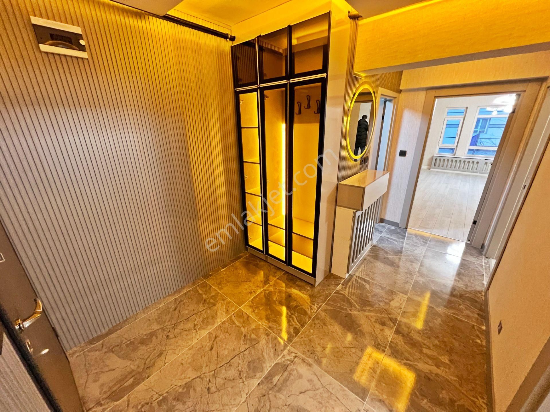 Ayvalı Mah. Etlik Şehir Hastanesi Yakını 1.katta Ön Cephe Süper Lüx Yapılı 3+1 Bağımsız Salon - Görsel 32