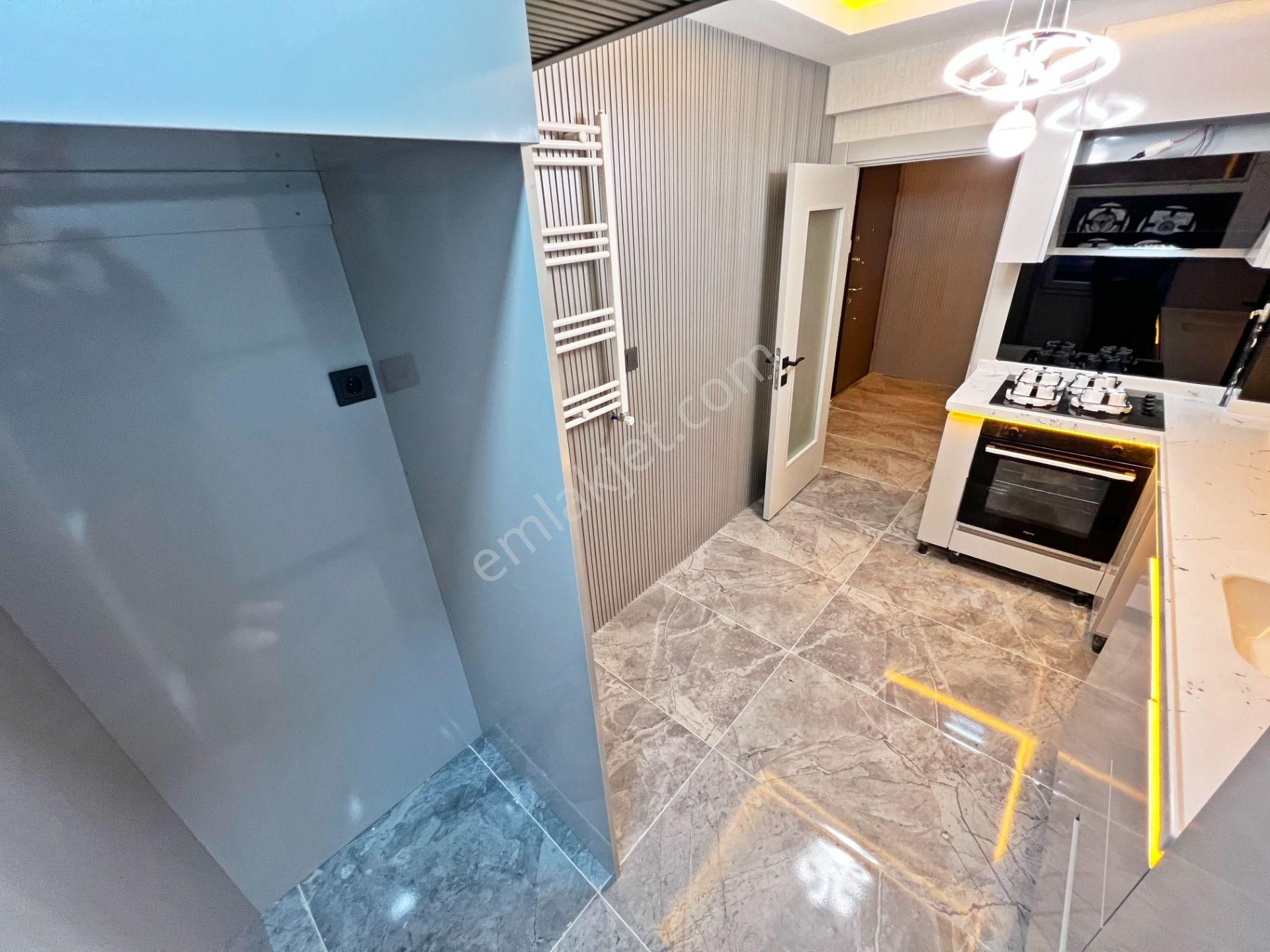 Ayvalı Mah. Etlik Şehir Hastanesi Yakını 1.katta Ön Cephe Süper Lüx Yapılı 3+1 Bağımsız Salon - Görsel 21