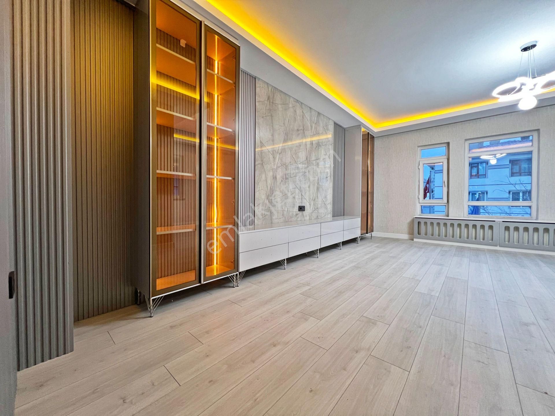 Ayvalı Mah. Etlik Şehir Hastanesi Yakını 1.katta Ön Cephe Süper Lüx Yapılı 3+1 Bağımsız Salon - Görsel 2