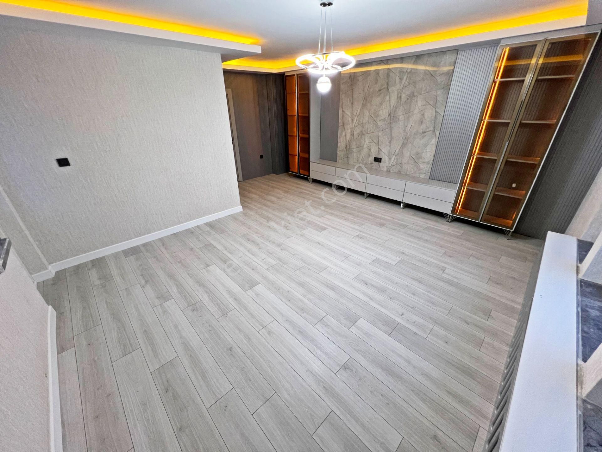 Ayvalı Mah. Etlik Şehir Hastanesi Yakını 1.katta Ön Cephe Süper Lüx Yapılı 3+1 Bağımsız Salon - Görsel 8