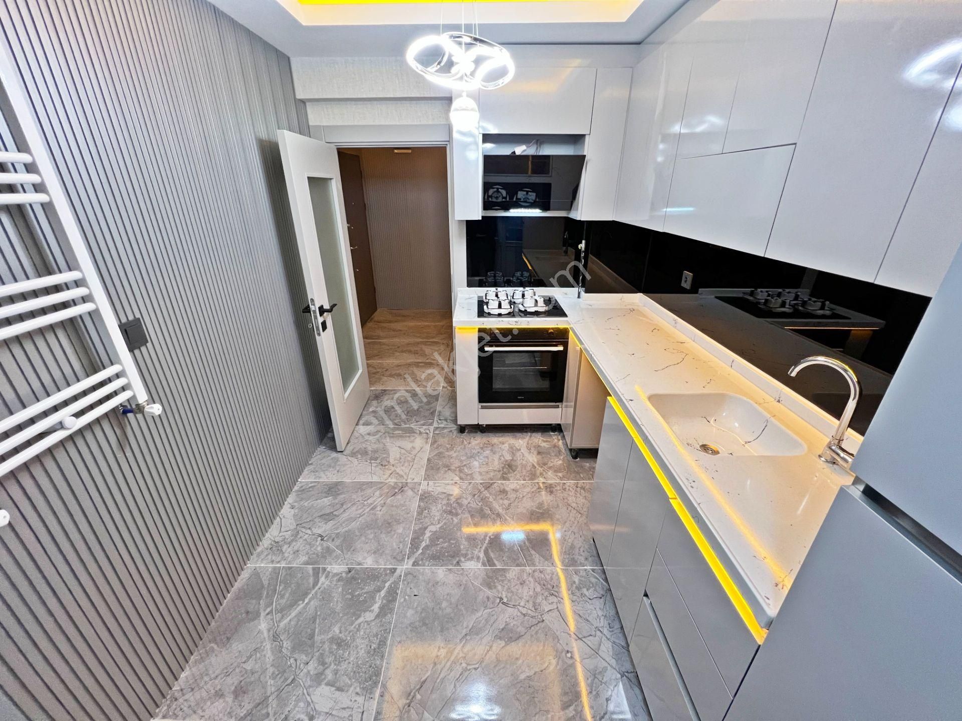 Ayvalı Mah. Etlik Şehir Hastanesi Yakını 1.katta Ön Cephe Süper Lüx Yapılı 3+1 Bağımsız Salon - Görsel 22