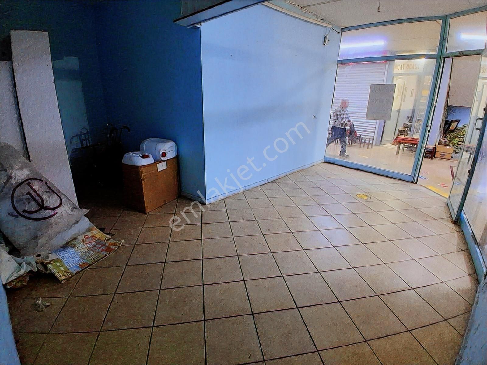 Kanarya'da Pasajda Kiralık Dükkan - İşyeri - Görsel 3