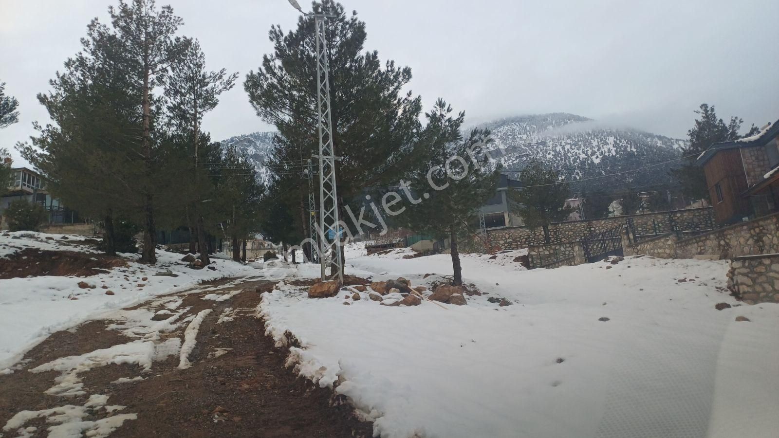 Pozantı Yenikonacık'ta Efes Sitesi Üzeri 500 Er M2 Satılık Arsa - Görsel 12