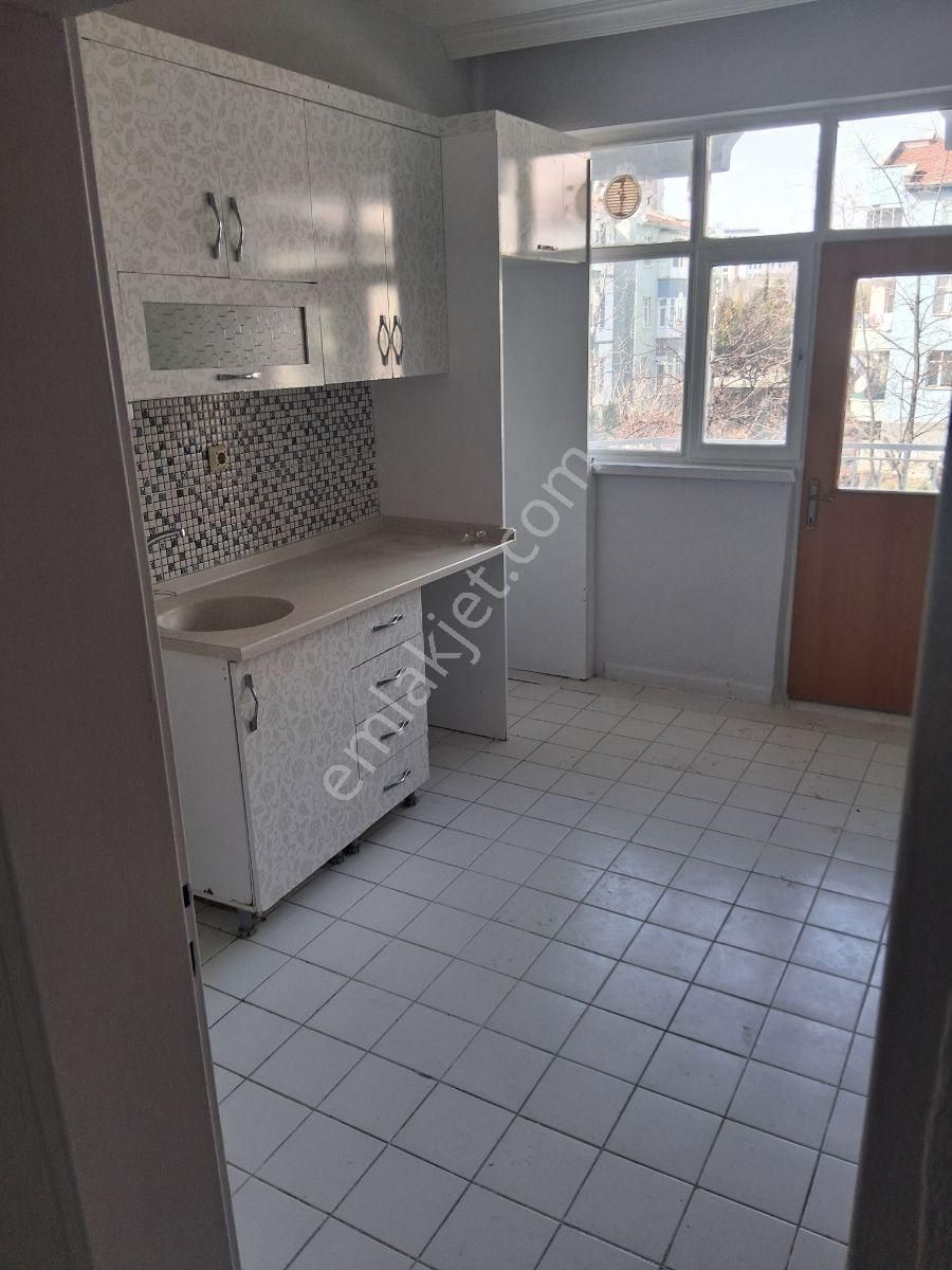 Bosna Hersek Mah Satılık Ara Kat Daire - Görsel 14