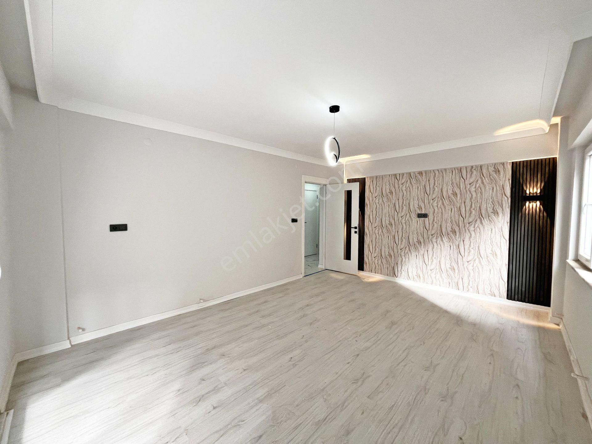 🔴güç'ten Akçay Merkezde İçi Full Yapılı Denize Yakın Fırsat 2+1 Satılık Daire - Görsel 2