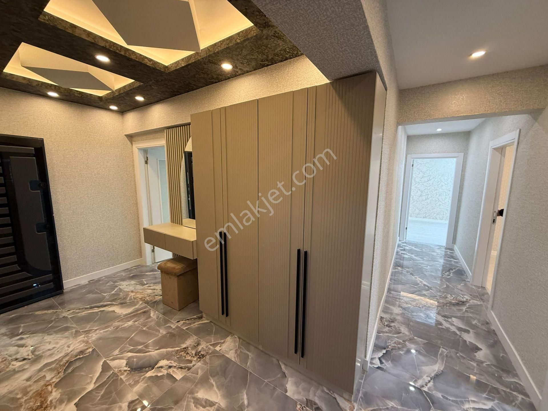 Bilgen Vatan'dan Fatih Cadde Üstü Bağımsız Salon İçi Megalüks Yapılı Orta Kat 3+1 Satılık Daire - Görsel 9