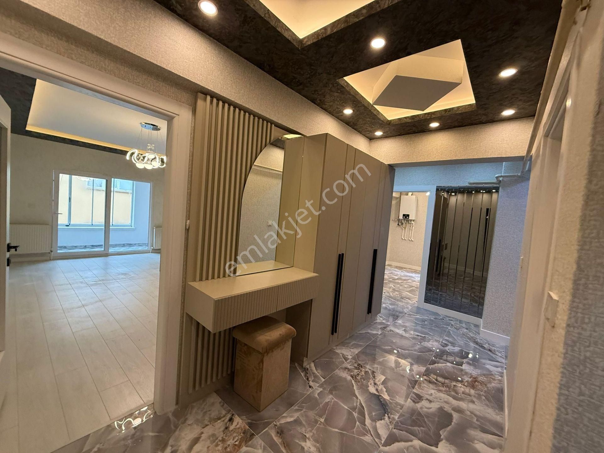 Bilgen Vatan'dan Fatih Cadde Üstü Bağımsız Salon İçi Megalüks Yapılı Orta Kat 3+1 Satılık Daire - Görsel 3